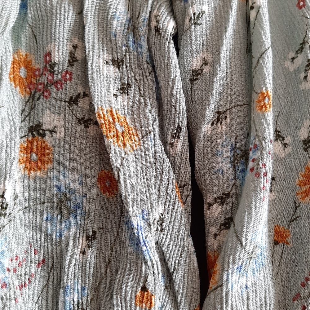 Long Sleeve Top - Picture 3 of 3